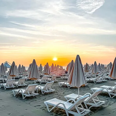 Lucky Luxury Panorama *